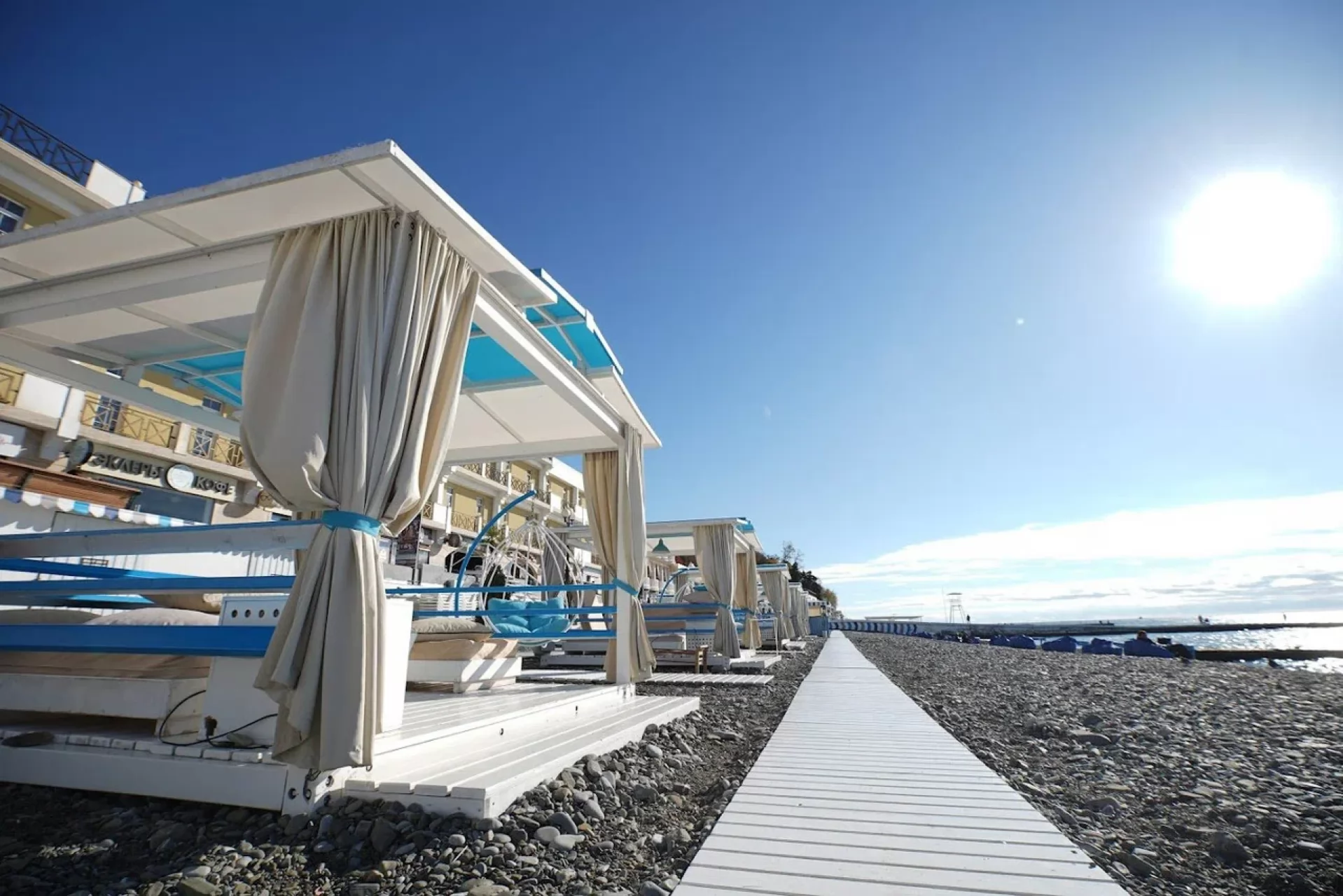 В Сочи в 2023 году открыли 36 зимних пляжей